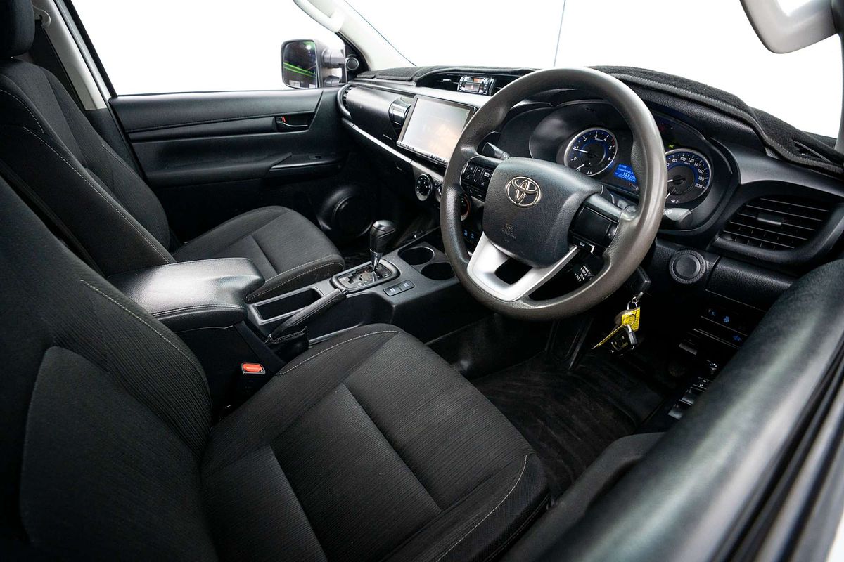 2019 Toyota Hilux SR GUN126R 4X4