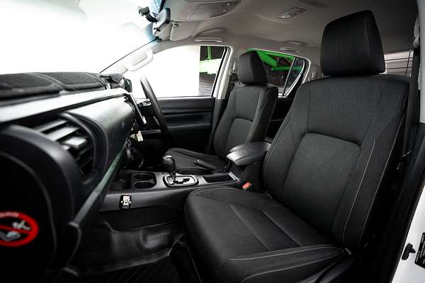 2019 Toyota Hilux SR GUN126R 4X4