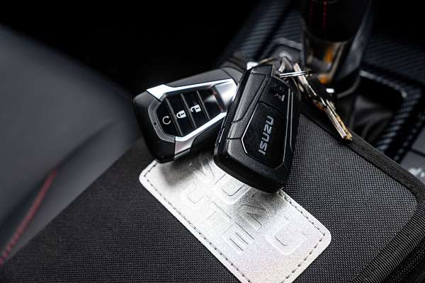 2023 Isuzu D-MAX X-TERRAIN 4X4