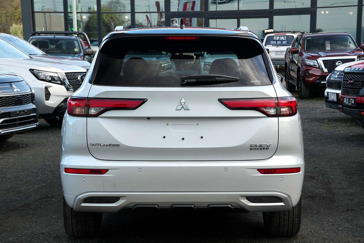 2025 Mitsubishi Outlander PHEV Exceed Tourer ZM