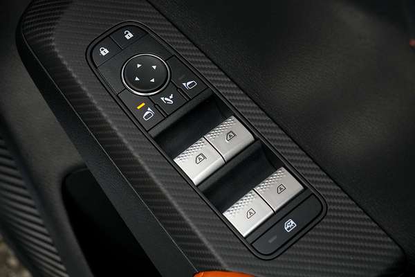 2025 Mitsubishi Outlander PHEV Exceed Tourer ZM