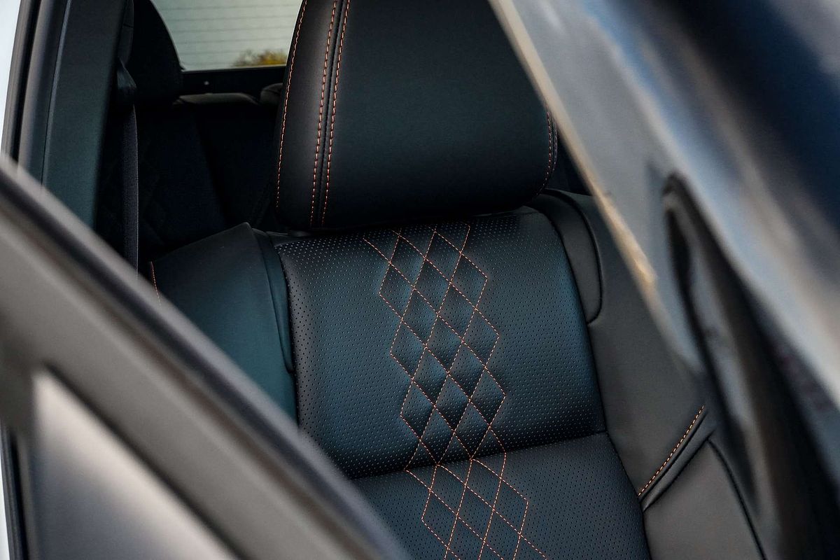 2025 Mitsubishi Outlander PHEV Exceed Tourer ZM
