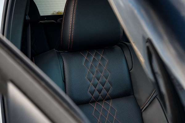 2025 Mitsubishi Outlander PHEV Exceed Tourer ZM
