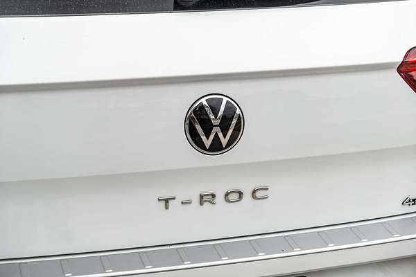 2022 Volkswagen T-Roc 140TSI R-Line D11