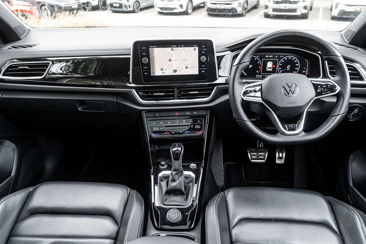 2022 Volkswagen T-Roc 140TSI R-Line D11