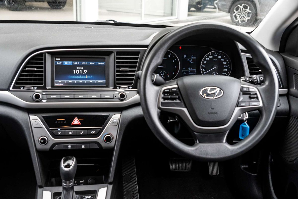 2018 Hyundai Elantra Active AD