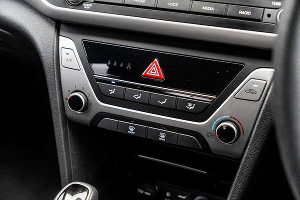 2018 Hyundai Elantra Active AD