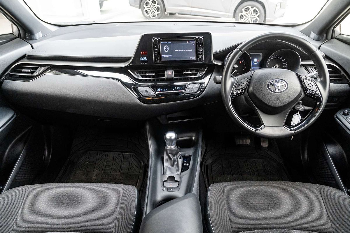 2018 Toyota C-HR NGX10R