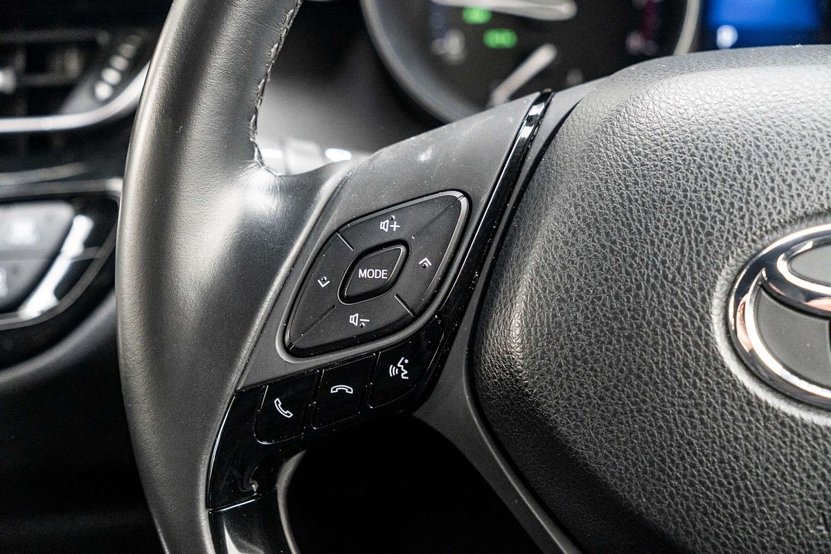 2018 Toyota C-HR NGX10R