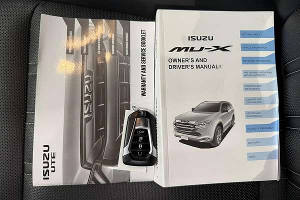 2024 Isuzu MU-X LS-T