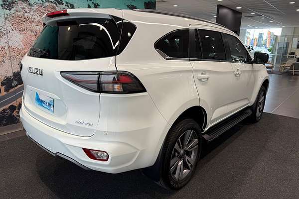2024 Isuzu MU-X LS-T