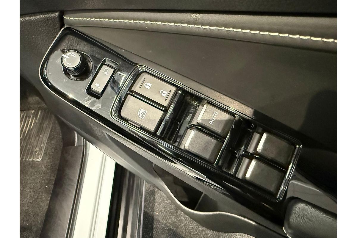 2024 Isuzu MU-X LS-T