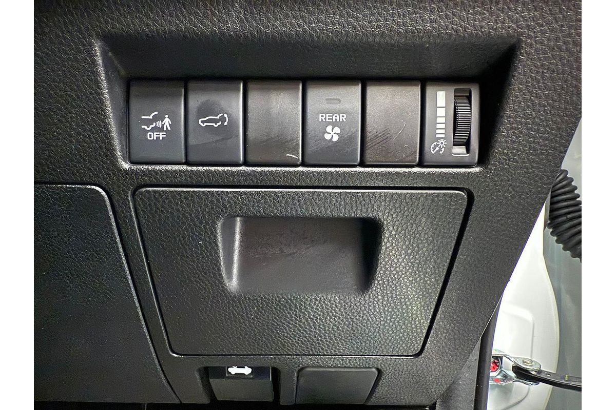 2024 Isuzu MU-X LS-T