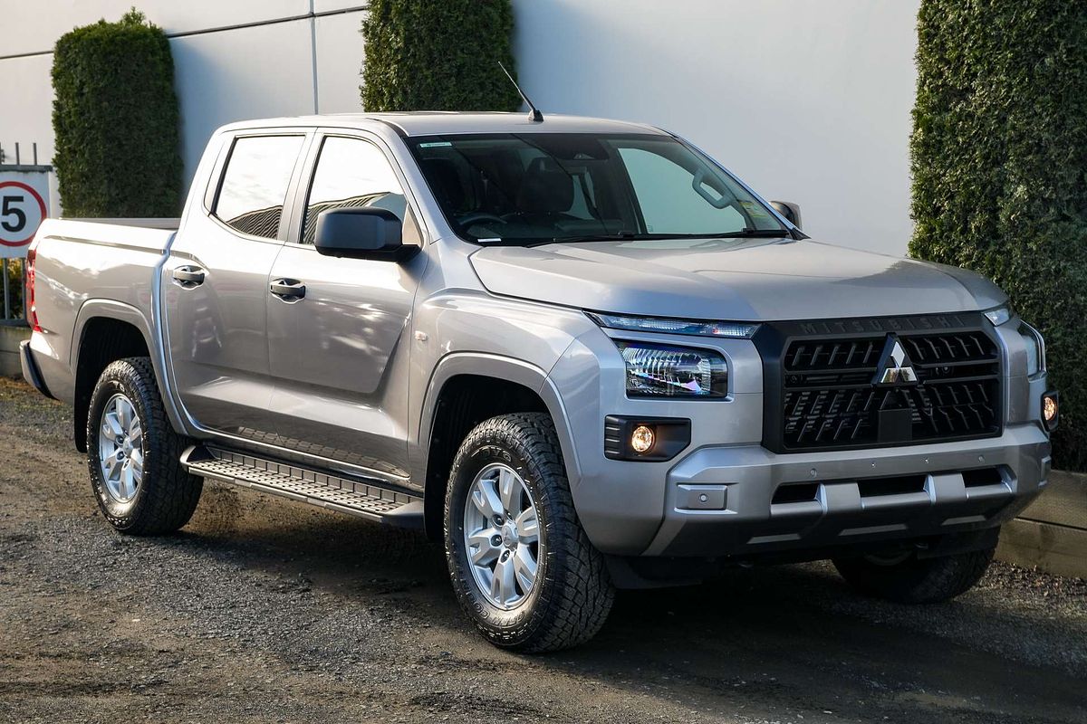 2025 Mitsubishi Triton GLX+ MV 4X4