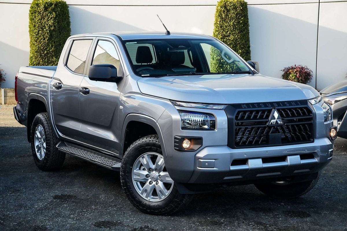 2025 Mitsubishi Triton GLX+ MV 4X4