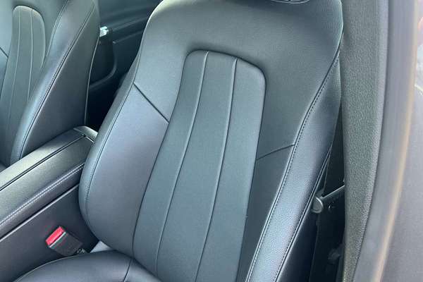 2021 Mercedes-Benz GLB-Class GLB200 X247