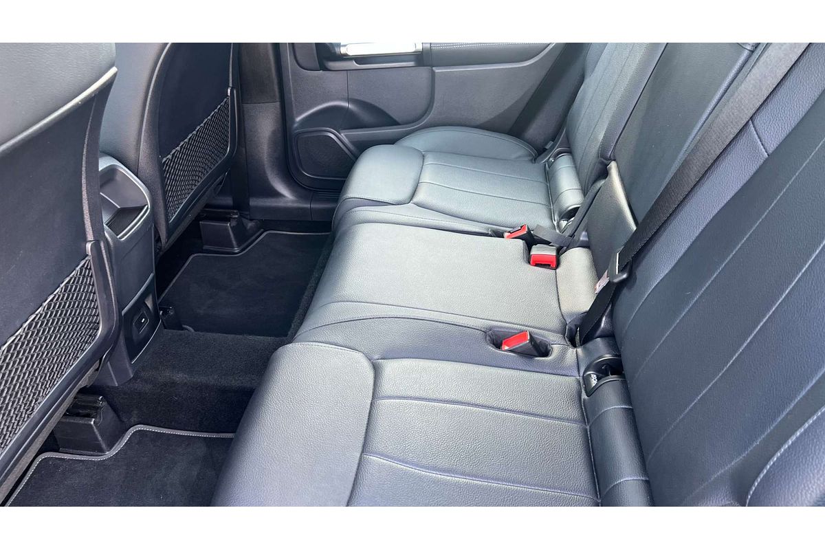 2021 Mercedes-Benz GLB-Class GLB200 X247