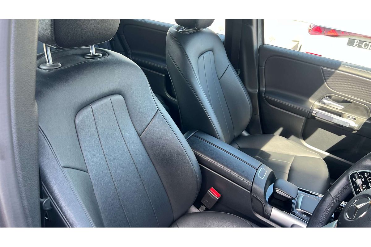 2021 Mercedes-Benz GLB-Class GLB200 X247