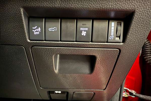 2024 Isuzu MU-X LS-U