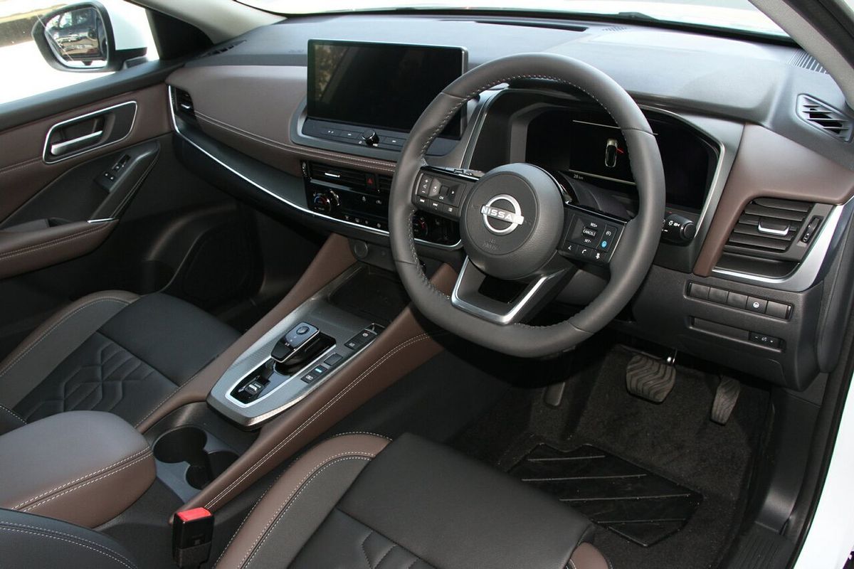 2025 Nissan QASHQAI TI e-POWER J12