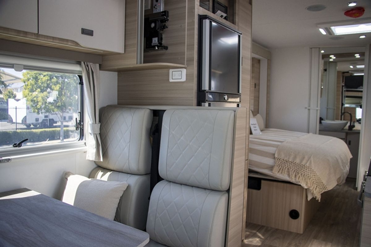 2025 Jayco DESTINY MOTORHOME FA.25-1.DS-MY25