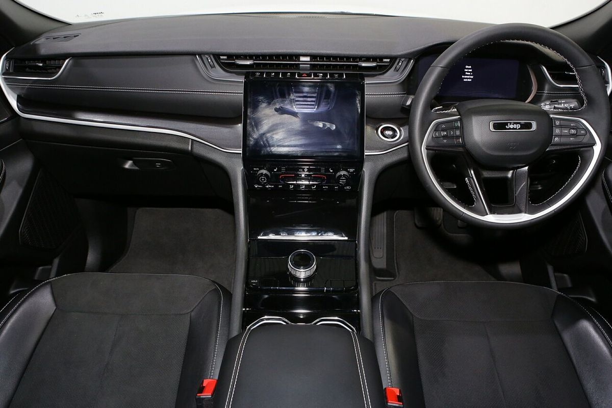 2023 Jeep Grand Cherokee Night Eagle WL