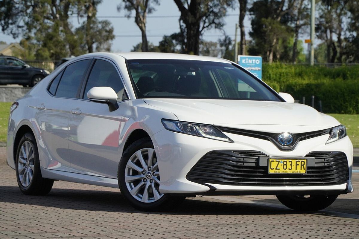 2020 Toyota Camry Ascent AXVH70R