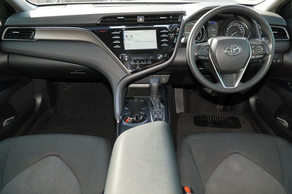 2020 Toyota Camry Ascent AXVH70R