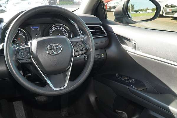 2020 Toyota Camry Ascent AXVH70R