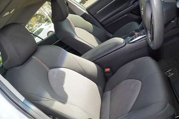 2020 Toyota Camry Ascent AXVH70R
