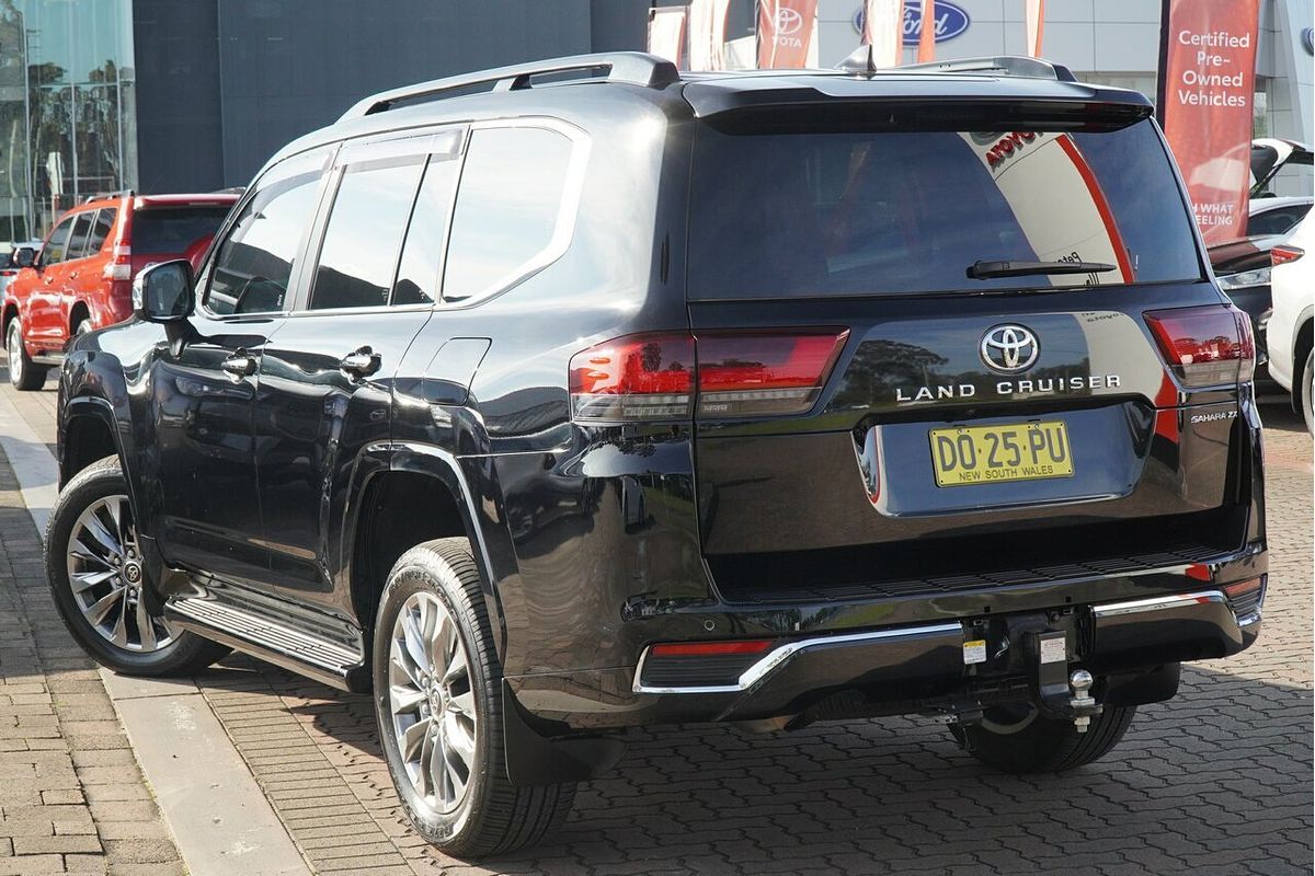 2023 Toyota Landcruiser Sahara ZX FJA300R