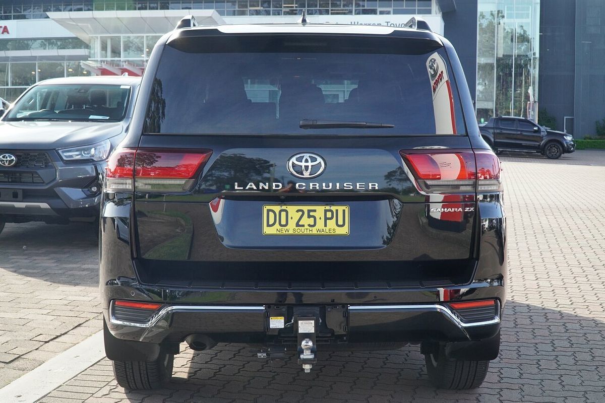 2023 Toyota Landcruiser Sahara ZX FJA300R