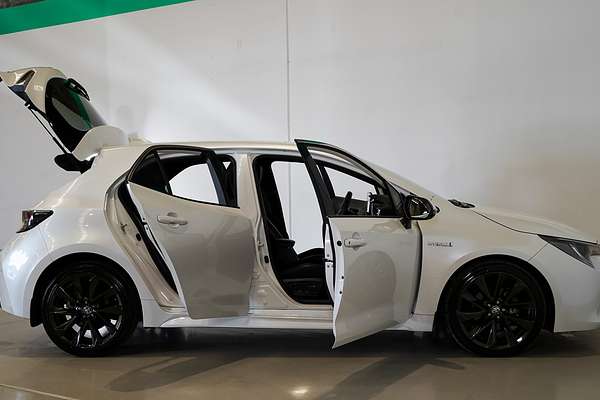 2021 Toyota Corolla ZR Hybrid ZWE211R