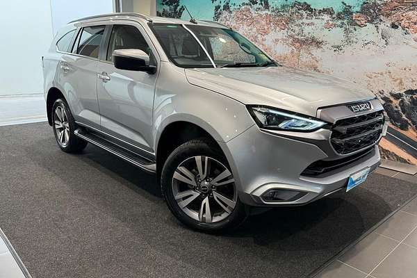 2024 Isuzu MU-X LS-T