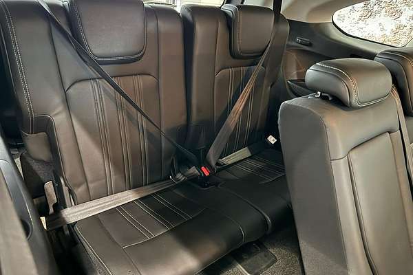 2024 Isuzu MU-X LS-T