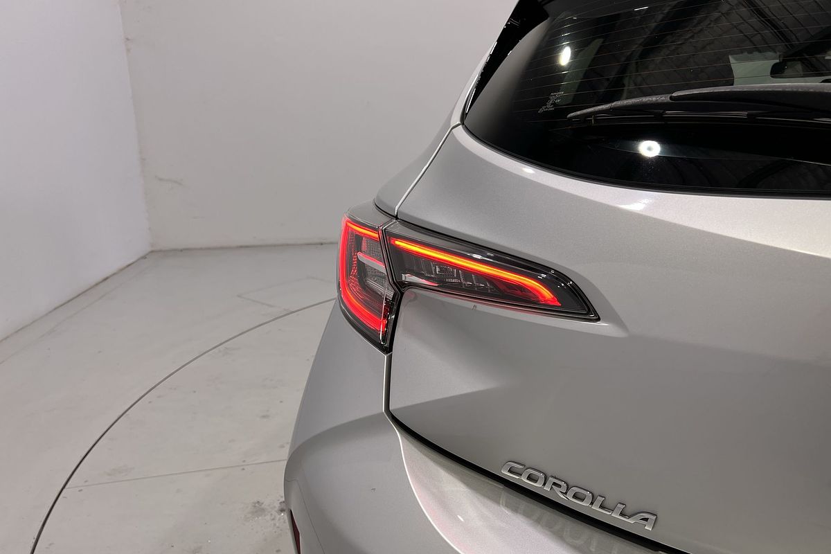 2020 Toyota Corolla Ascent Sport Hybrid ZWE211R