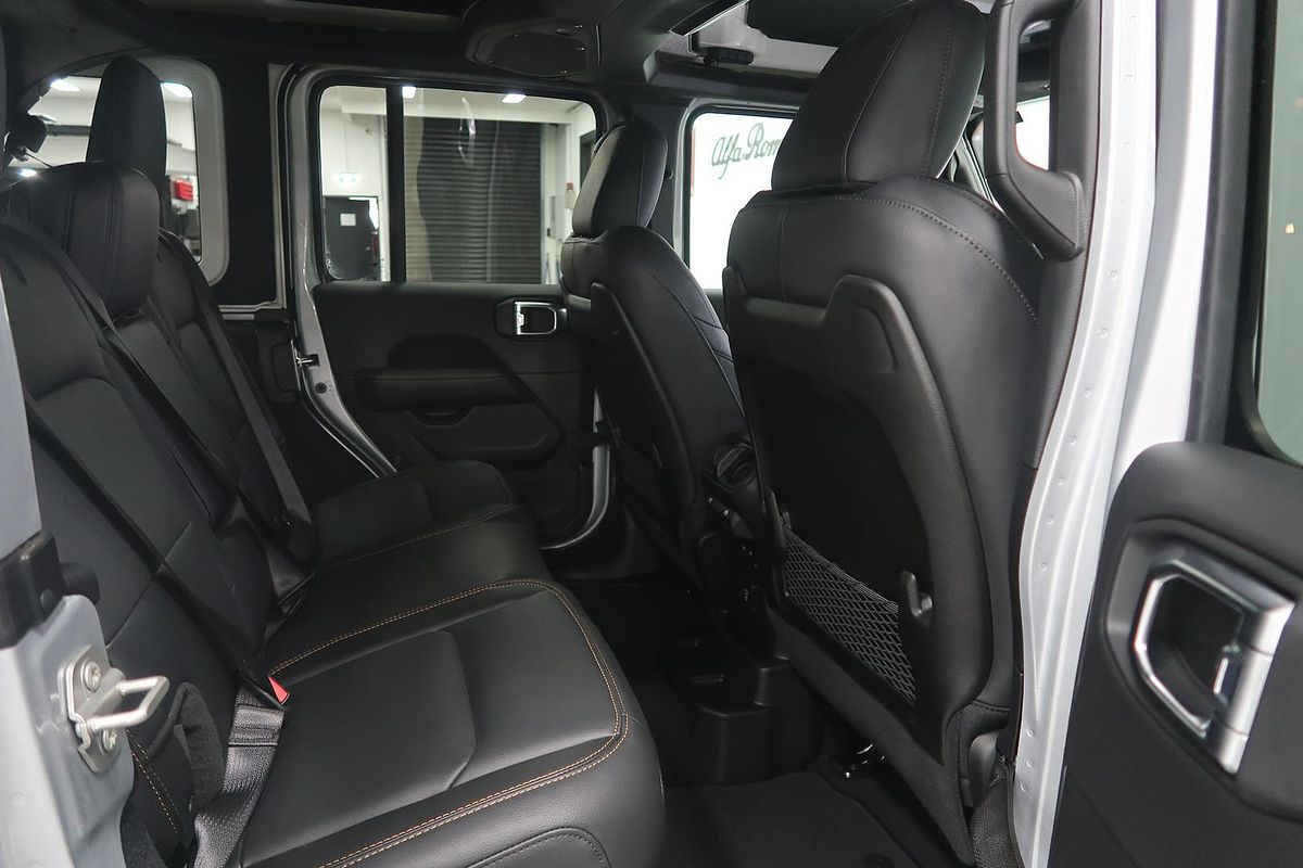 2024 Jeep Wrangler Unlimited Overland JL