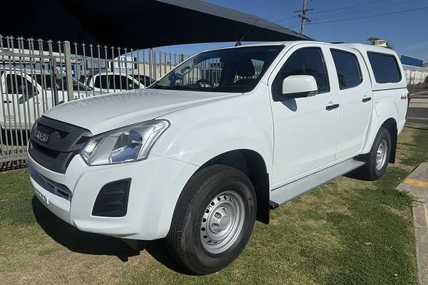 2019 Isuzu D-MAX SX 4X4