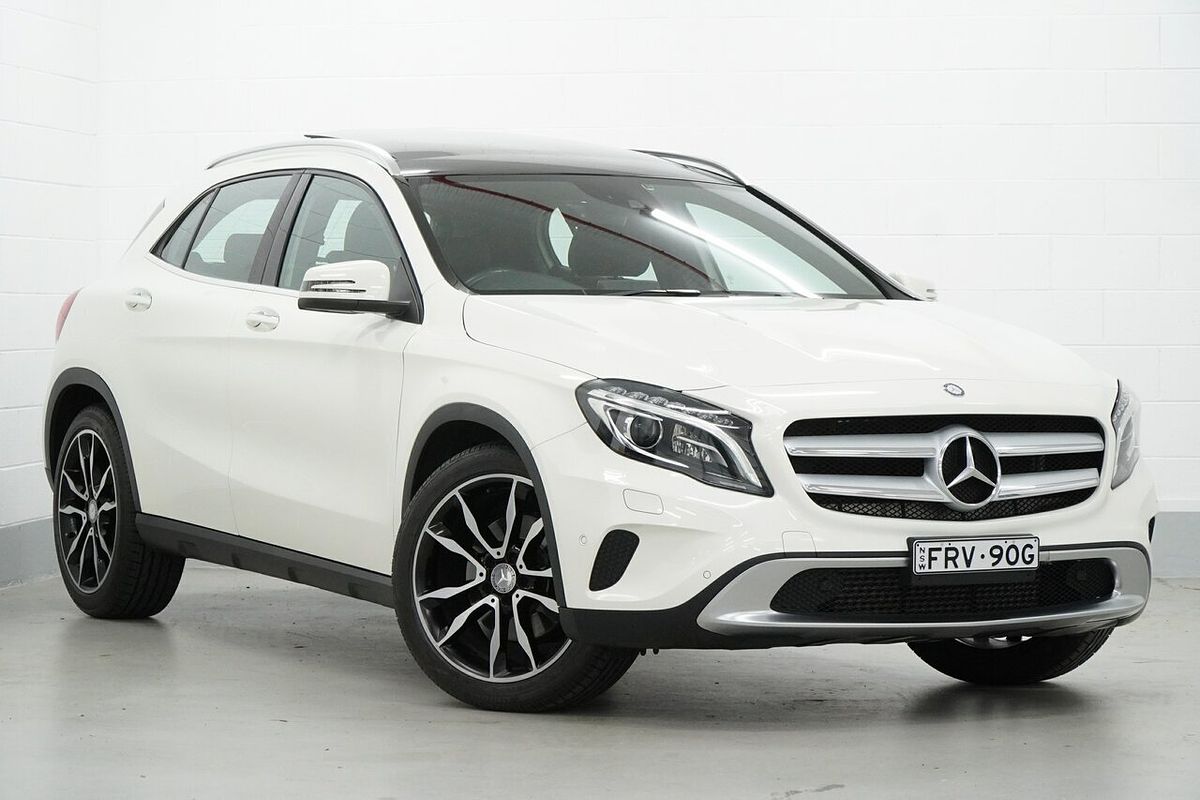 2015 Mercedes-Benz GLA-Class GLA250 X156
