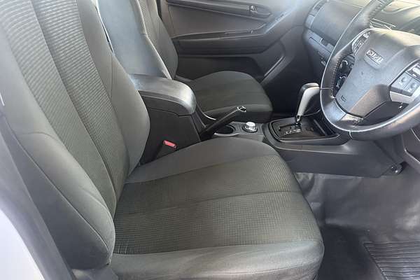 2019 Isuzu D-MAX SX 4X4