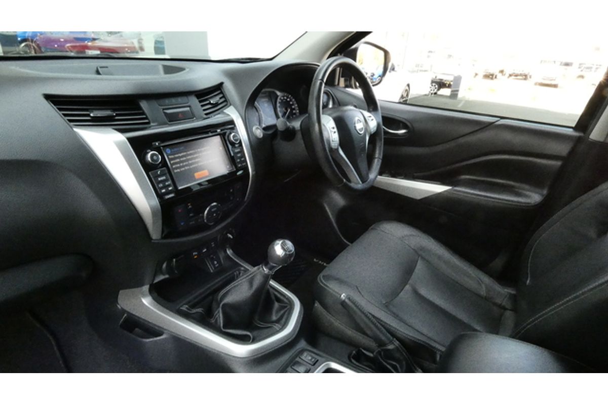 2017 Nissan Navara ST-X (4x4) (SUNROOF) D23 SERIES II 4X4