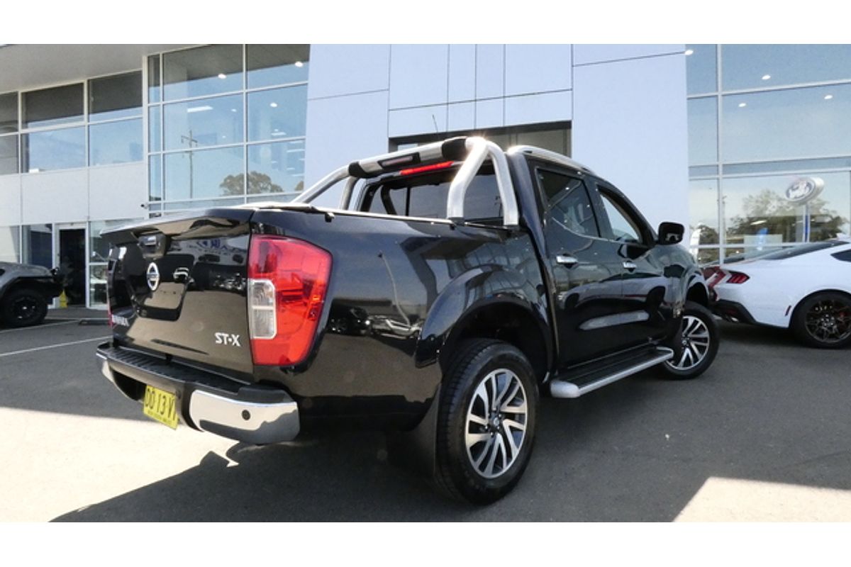 2017 Nissan Navara ST-X (4x4) (SUNROOF) D23 SERIES II 4X4