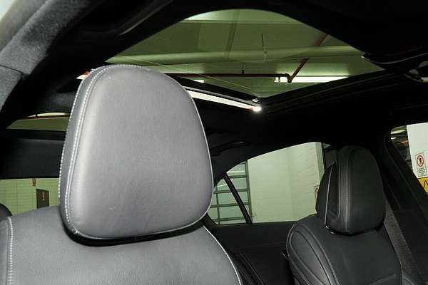 2023 Mercedes-Benz C-Class C300 W206