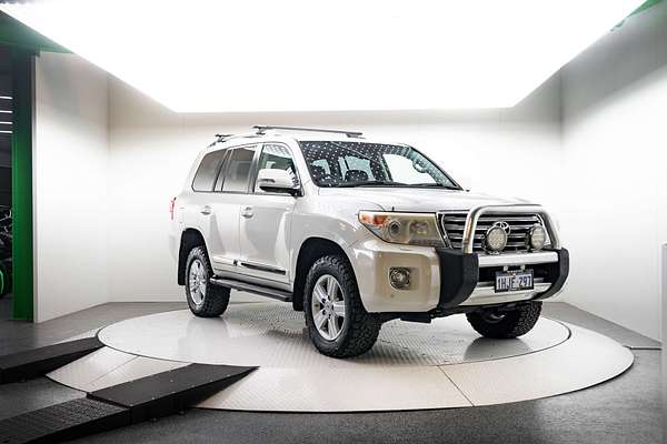 2013 Toyota Landcruiser Sahara VDJ200R