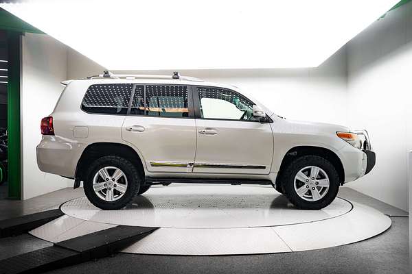2013 Toyota Landcruiser Sahara VDJ200R