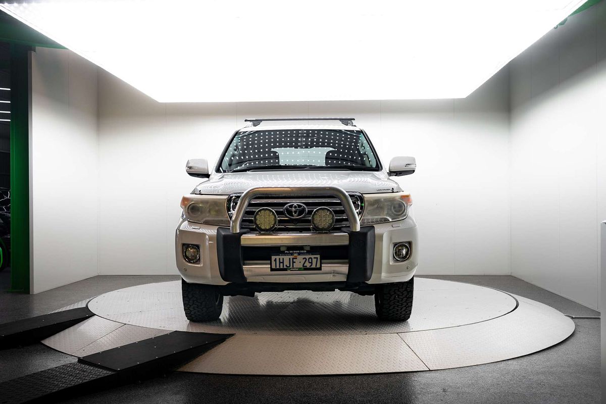 2013 Toyota Landcruiser Sahara VDJ200R