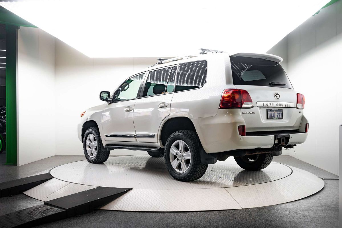 2013 Toyota Landcruiser Sahara VDJ200R