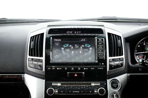 2013 Toyota Landcruiser Sahara VDJ200R