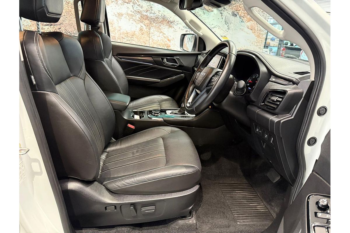 2024 Isuzu MU-X LS-T