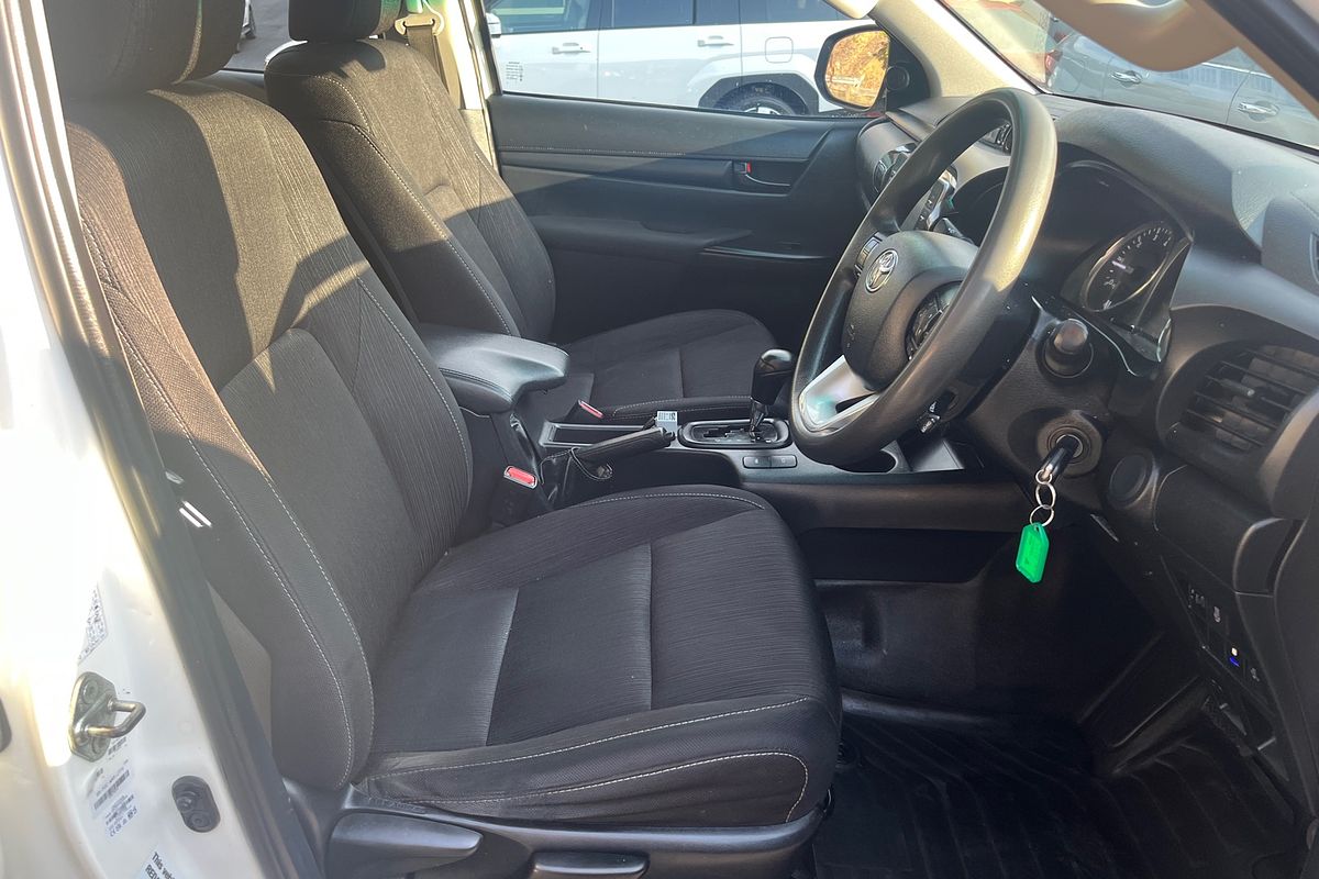 2021 Toyota Hilux SR GUN126R